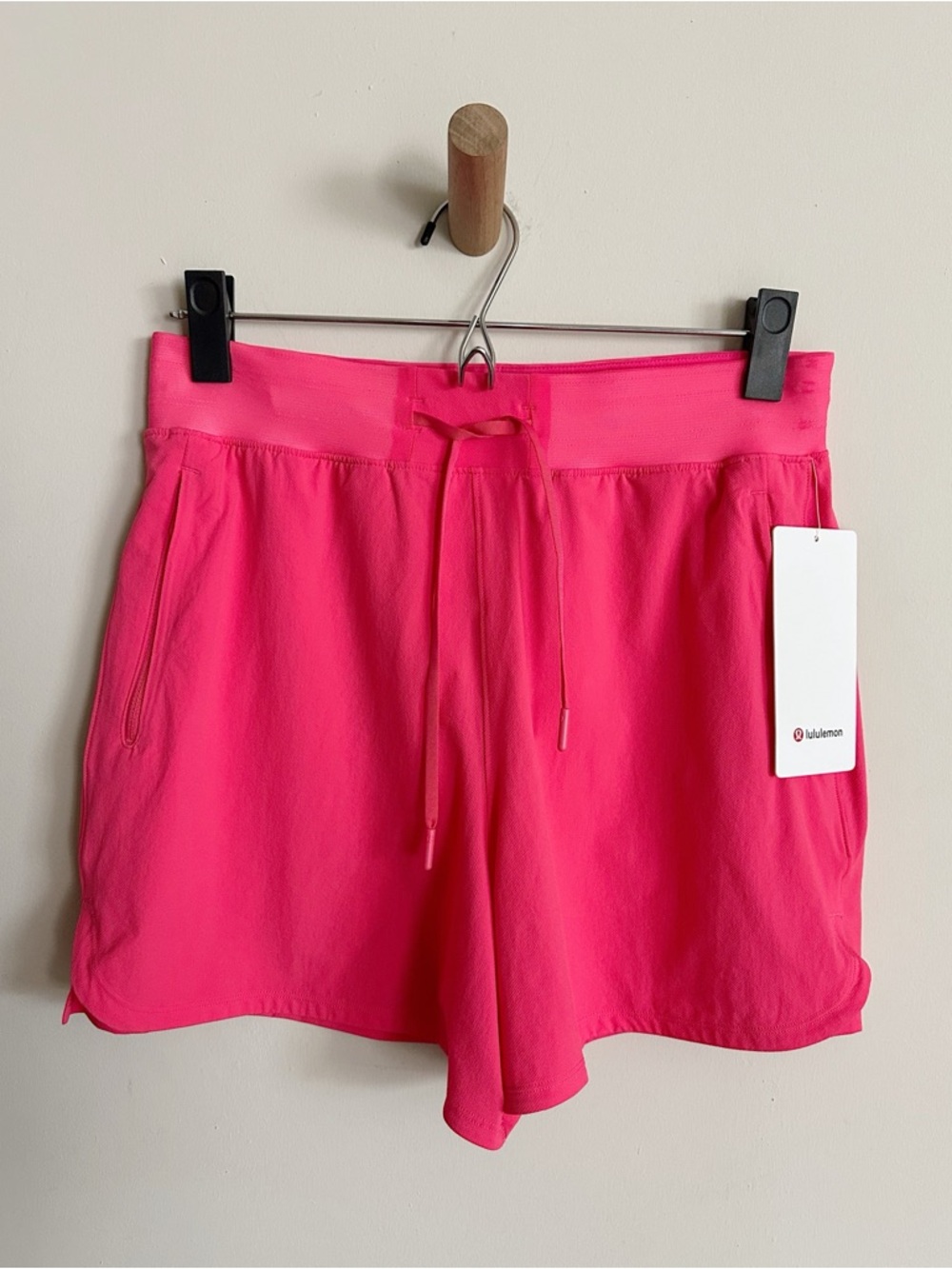 NWT Lululemon License to Train HR Short